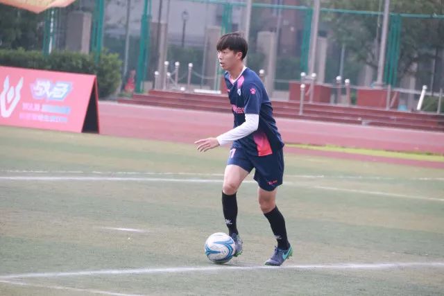 中国男篮U18大胜菲律宾晋级亚洲杯四强，世界杯名额稳获